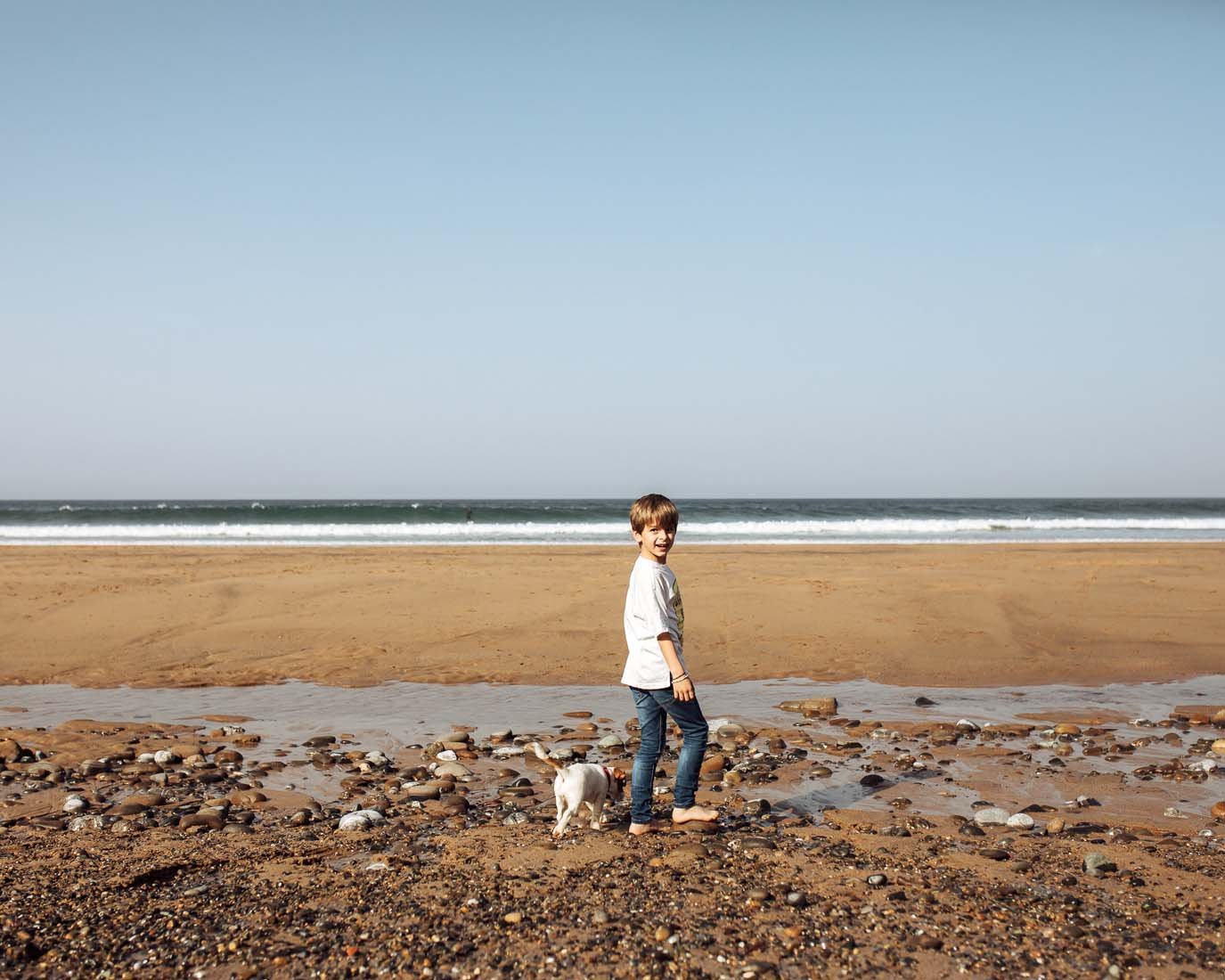 Reportaje de fotos de familia en la playa de bakio vizcaya